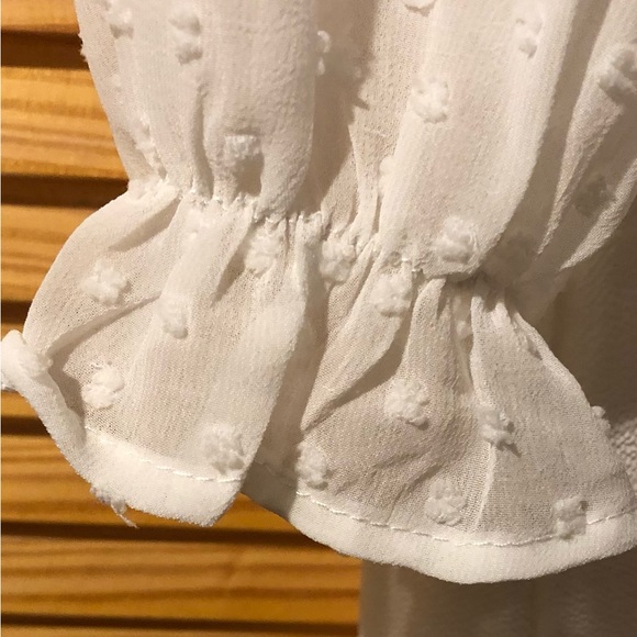 Sweet Long Sleeve White Woman’s Dress - Picture 2 of 8